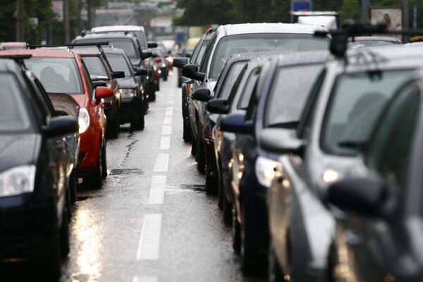 Moscow stuck in traffic jams on Сar-Free Day - Sputnik International