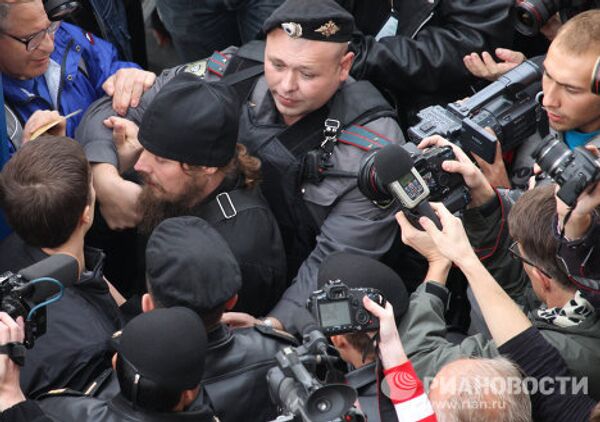 Moscow police disperse opposition rally - Sputnik International