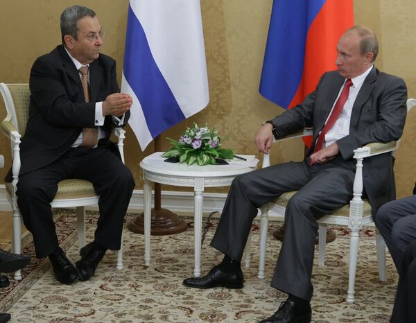 Israeli Defense Minister Ehud Barak and Russian Prime Minister Vladimir Putin - Sputnik International