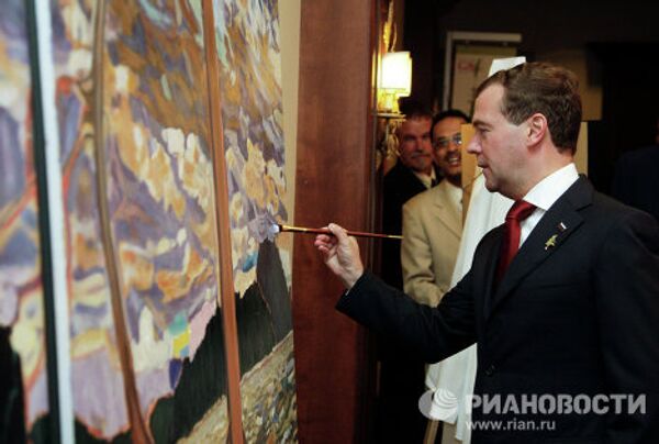 Dmitry Medvedev’s Summer 2010  - Sputnik International
