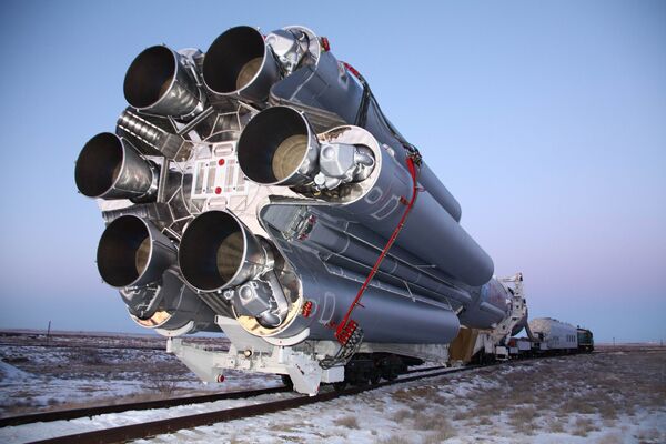 Proton-M heavy carrier rocket at the Baikonur Space Center in Kazakhstan  - Sputnik International