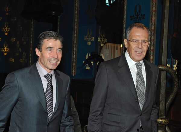 NATO Secretary General Anders Fogh Rasmussen and Russian Foreign Minister Sergei Lavrov. Archive - Sputnik International
