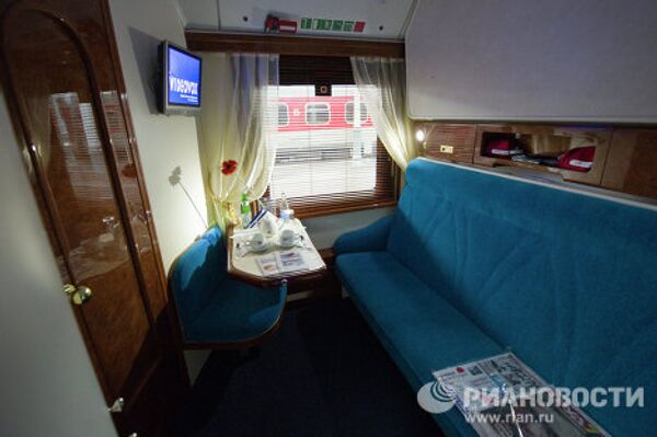 Fifty-three hours to Côte d'Azur in first Moscow-Nice train - Sputnik International