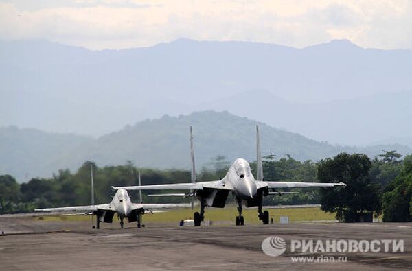 Sukhoi delivers last three Su-30 fighters to Indonesia - Sputnik International