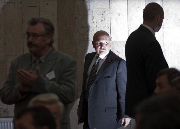 Dismissed Moscow Mayor Luzhkov leaves United Russia party - Sputnik International