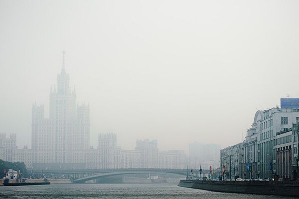 Pensioners sue Moscow authorities over summer smog - Sputnik International