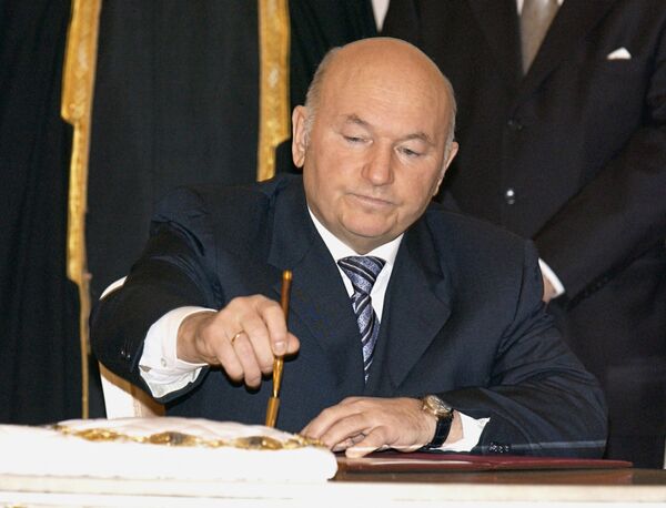 The Kremlin had reportedly given 74-year-old Luzhkov the opportunity to resign on his own before he was given the ax, but he had refused to. - Sputnik International