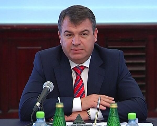 Russian defense minister Anatoly Serdyukov - Sputnik International