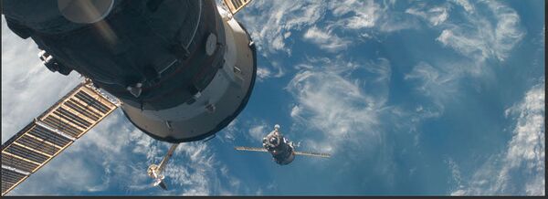 Soyuz TMA-M spacecraft docks with ISS - Sputnik International