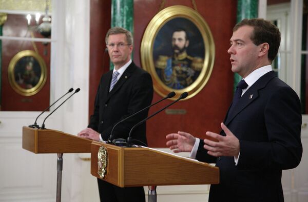 Dmitry Medvedev and German President Christian Wulff at joint news conference at the Kremlin - Sputnik International