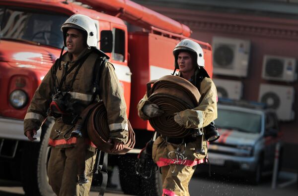 Six dead in central Moscow blaze - Sputnik International