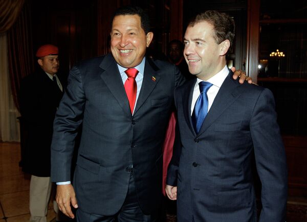 The presidents of Russia and Venezuela, Dmitry Medvedev and Hugo Chavez - Sputnik International