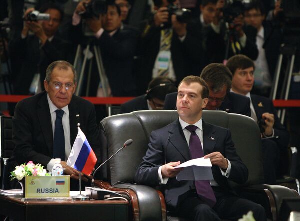  Sergei Lavrov  and Dmitry Medvedev at Russia-ASEAN summit - Sputnik International