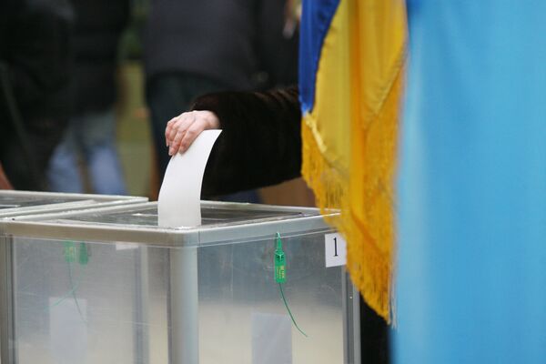 Ukrainian opposition urges poll rerun in two major regions - Sputnik International