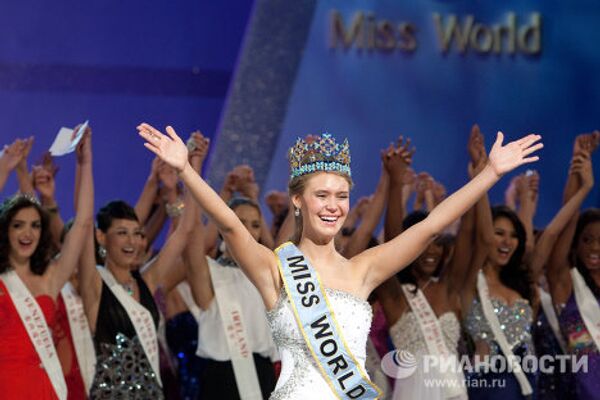 American beauty crowned Miss World-2010 - Sputnik International