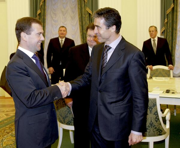 Russian President Dmitry Medvedev and NATO Secretary General Anders Fogh Rasmussen. Archive - Sputnik International