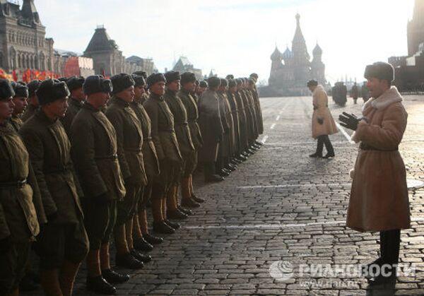 March in honor of the historic November 7, 1941 military parade - Sputnik International