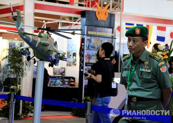 Russian exposition at the INDO Defence 2010 Expo & Forum arms show in Jakarta - Sputnik International