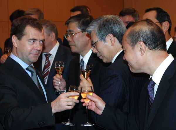 Russia, Japan, China sign deal to construct fertilizer plant - Sputnik International
