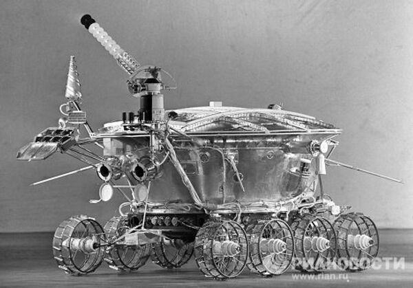 Lunokhod-1, first space hybrid on the Moon - Sputnik International