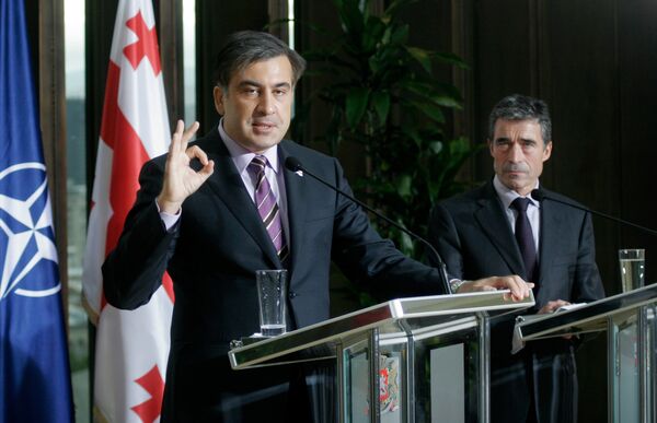 Mikheil Saakashvili  and Anders Fogh Rasmussen - Sputnik International