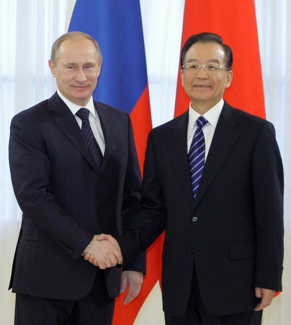  Vladimir Putin and  Wen Jiabao - Sputnik International