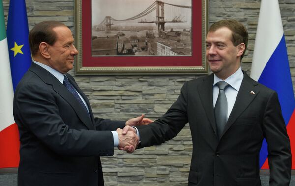 Russian President Dmitry Medvedev and Italian Prime Minister Silvio Berlusconi - Sputnik International