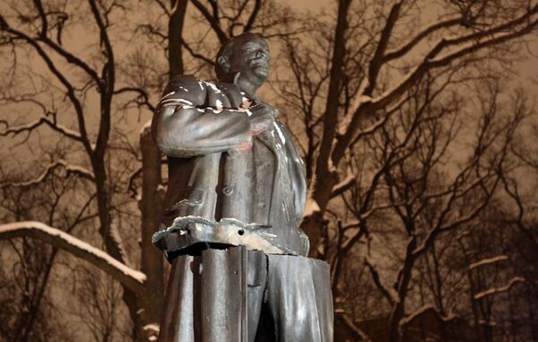 Bill to repair blast-hit Lenin statue may reach $130,000 - Sputnik International