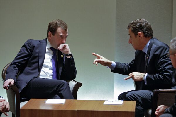 Medvedev, Sarkozy discuss bilateral cooperation - Sputnik International