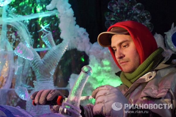 Europe’s biggest ice sculpture museum in Moscow - Sputnik International