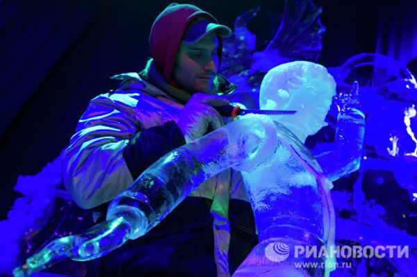 Europe’s biggest ice sculpture museum in Moscow - Sputnik International