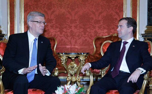 The presidents of Russia and Latvia Dmitry Medvedev and Valdis Zatlers - Sputnik International