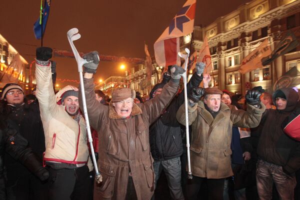 A question of force: Belarusian regime lashes out at opposition  - Sputnik International