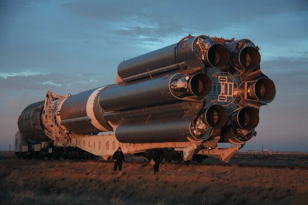 Russia's Proton-M carrier rocket  - Sputnik International