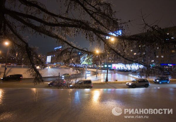 Moscow after freezing rain - Sputnik International