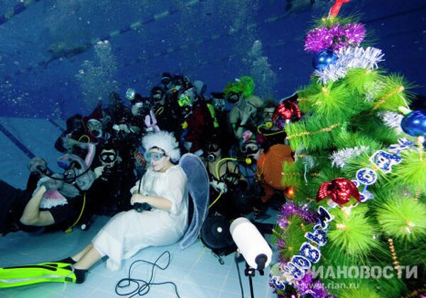 Celebrating New Year’s Eve underwater - Sputnik International