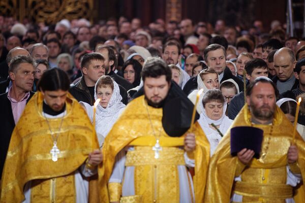 More than 5,000 people attended Patriarch Kirill's service in the Christ the Savior Cathedral. - Sputnik International