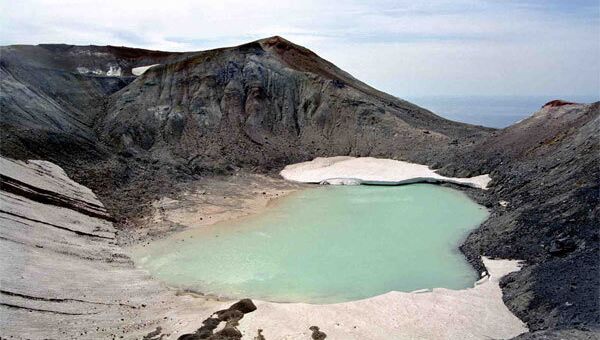 Ebeko Volcano on the Kuril Islands - Sputnik International
