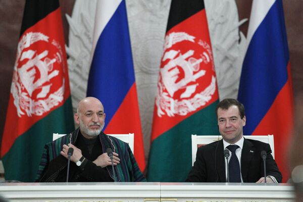 Hamid Karzai and Dmitri Medvedev - Sputnik International