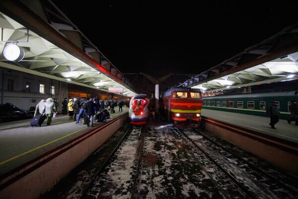 Russian Rail Passenger Traffic at Three-Year High     - Sputnik International