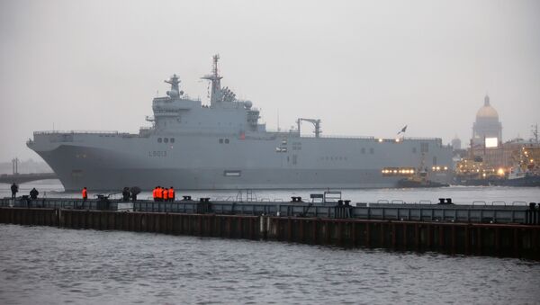 Russian Deputy Navy Commander Vice Admiral Alexander Fedotenkov has been chosen to take charge of transferring the first Mistral-class helicopter carrier, the Vladivostok. - Sputnik International