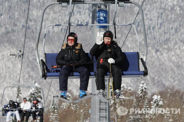 Medvedev and Putin visit Rosa Khutor Alpine Ski Center - Sputnik International