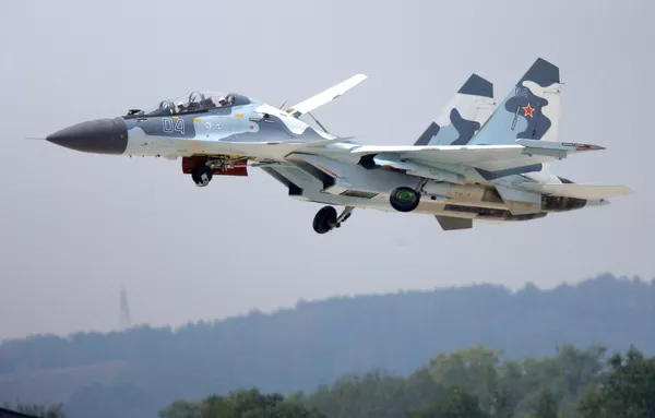 Russia's Defense Ministry has signed an order with aircraft-maker Irkut for 30 Su-30SM multirole fighter aircraft - Sputnik International