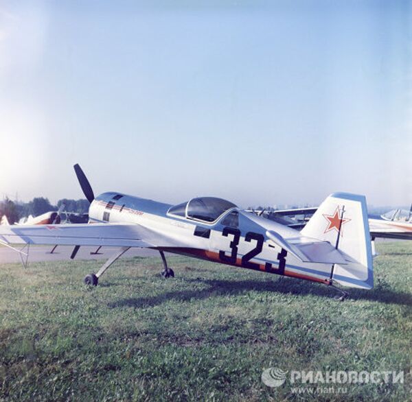 Mikhail Simonov’s combat and aerobatic planes - Sputnik International