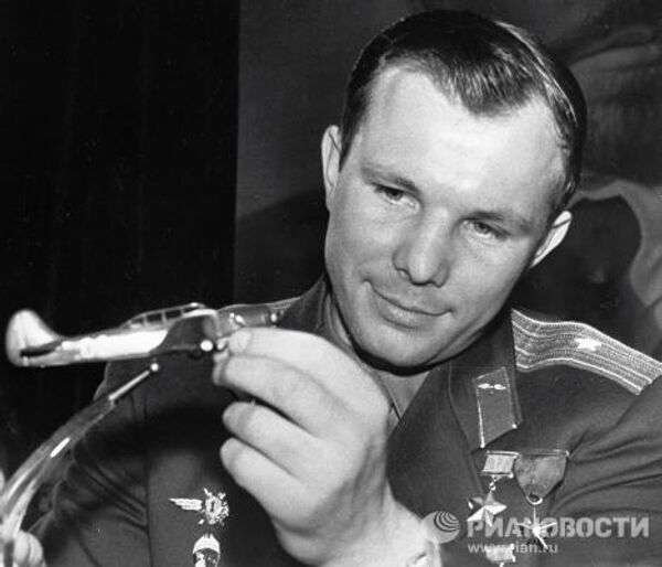 Yury Gagarin: Twenty-seven years and one day in the life of the first man in space  - Sputnik International