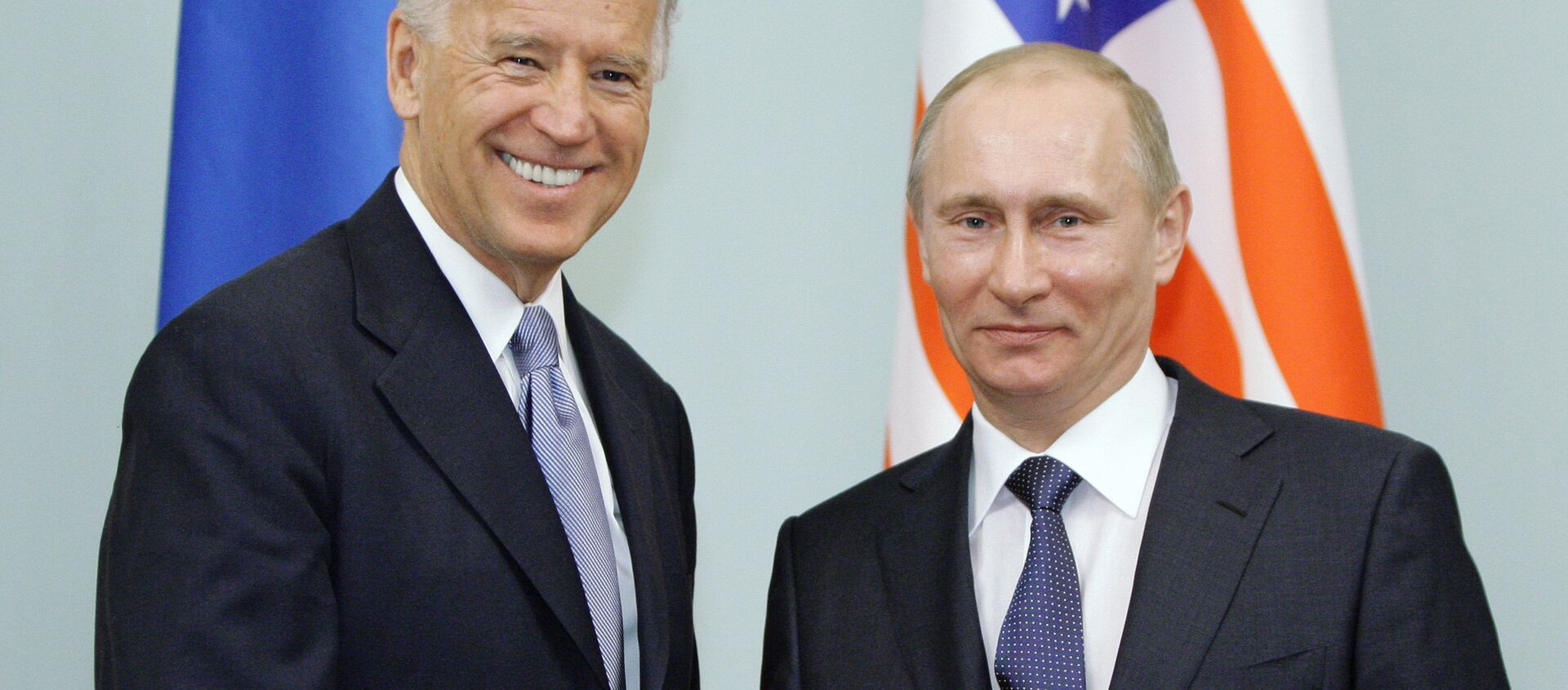 US Vice President Joe Biden and Russian Prime Minister Vladimir Putin on 10 March 2011 - Sputnik International, 1920, 22.03.2021