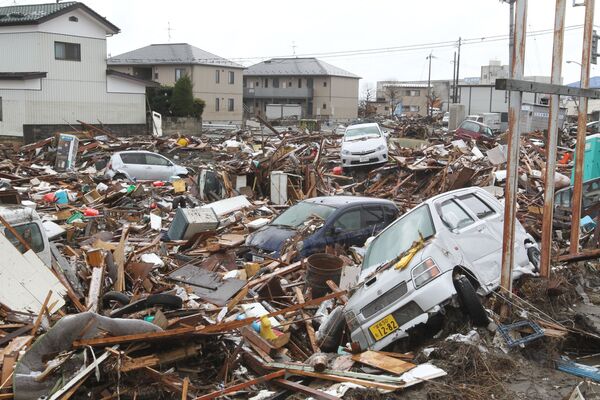 A 9.0-magnitude earthquake and tsunami devastated northeastern Japan last Friday, leaving some 5,700 dead and 9,500 or missing, according to most recent updates. - Sputnik International
