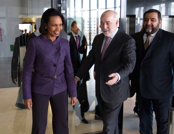 Condoleezza Rice and Viktor Vekselberg - Sputnik International