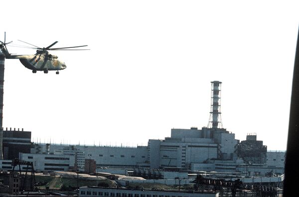 Chernobyl(1) and Fukushima(2) Nuclear Power Plants after explosions. - Sputnik International