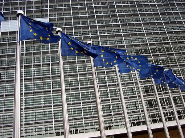 EU ‘continues working’ with Ukraine  - Sputnik International
